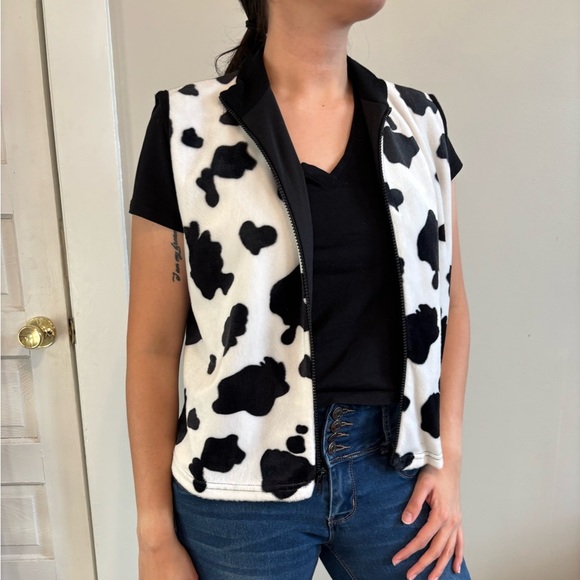 Belldini Jackets & Blazers - Vintage Cow Animal Print Black and White Women's Zip Up Vest - Size Small